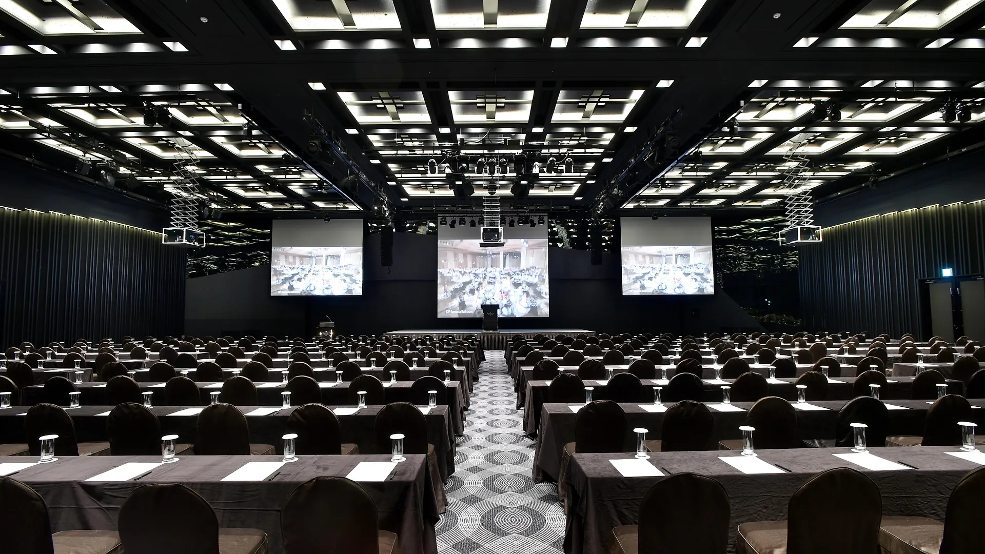 Hotel Ramada Plaza By Wyndham Jeju Ocean Front