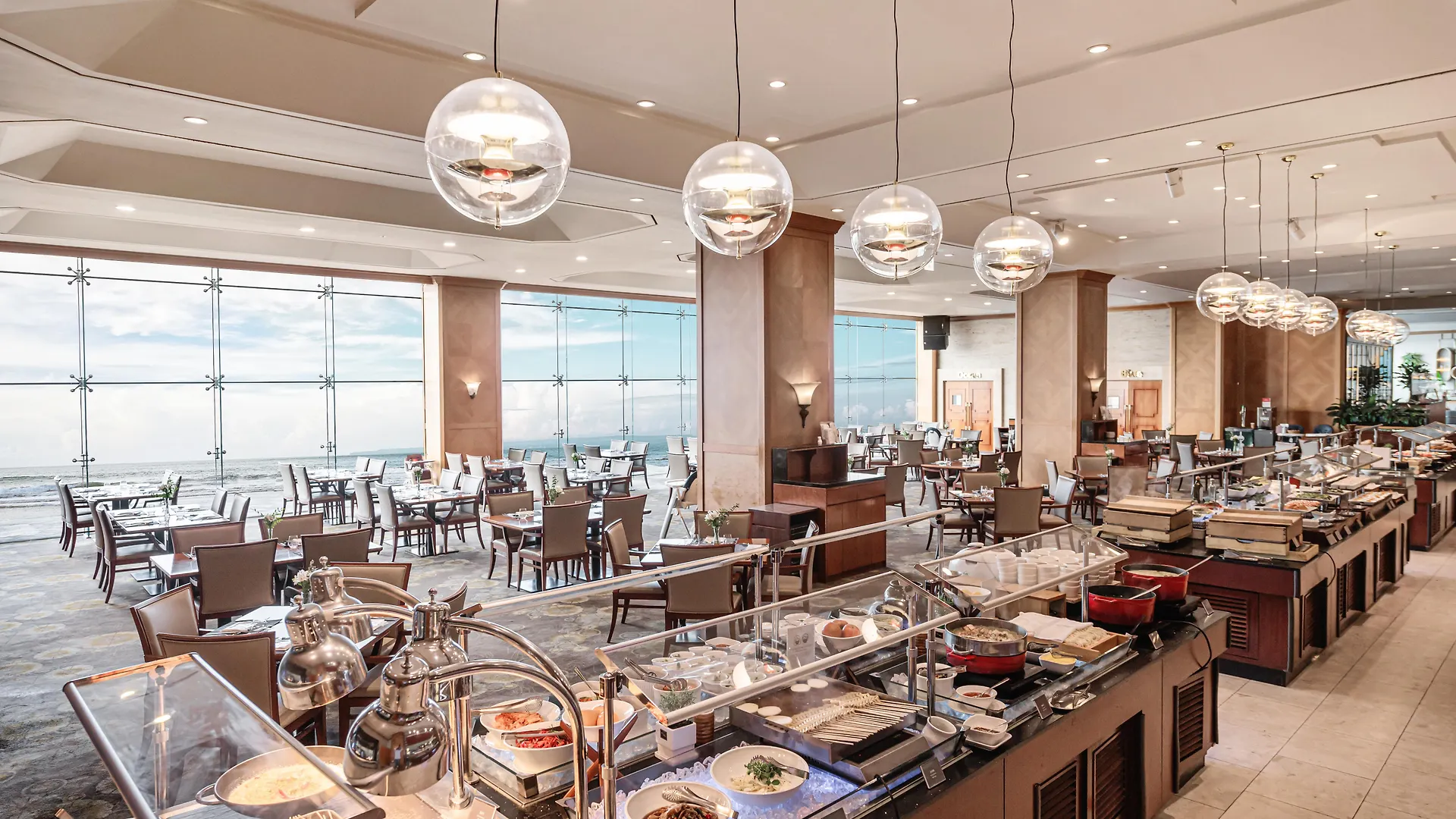 Hotel Ramada Plaza By Wyndham Jeju Ocean Front