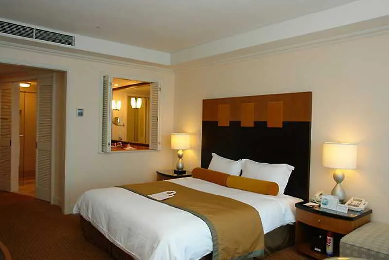 Hotel Ramada Plaza By Wyndham Jeju Ocean Front