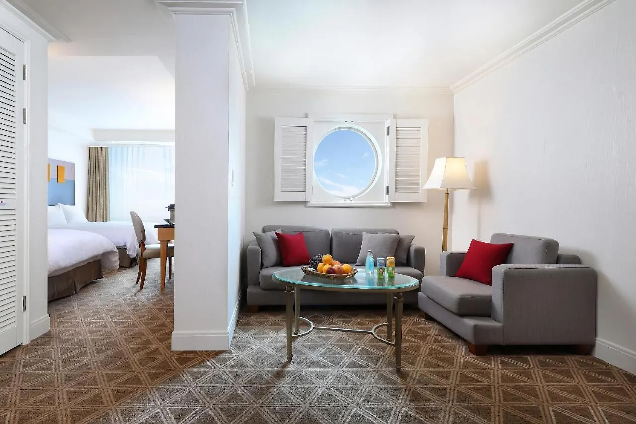 Hotel Ramada Plaza By Wyndham Jeju Ocean Front