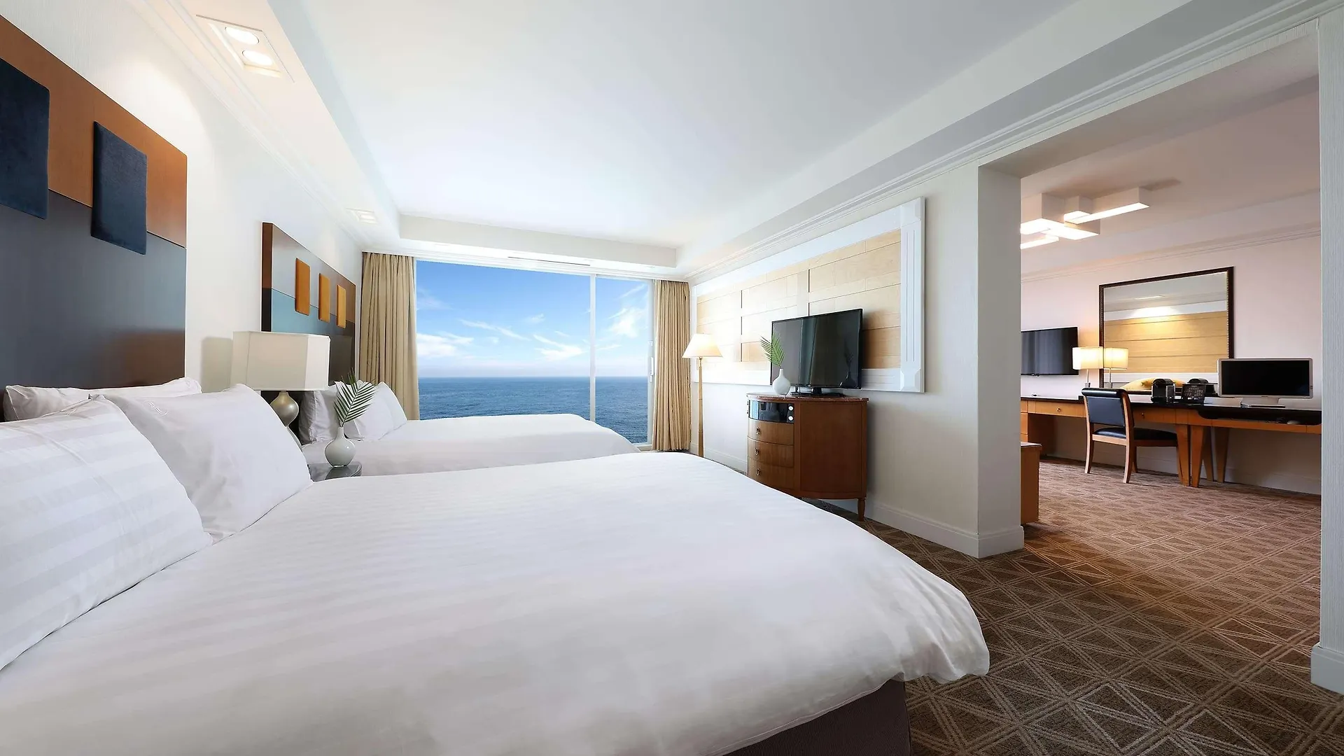 Hotel Ramada Plaza By Wyndham Jeju Ocean Front Corée du Sud